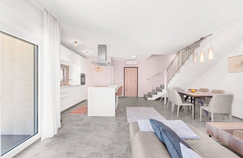 Mugeba House | Villa Meerblick,privat Pool-elektrolyse Salzwasser mit Überlauf-rinne, 2-8 Pers