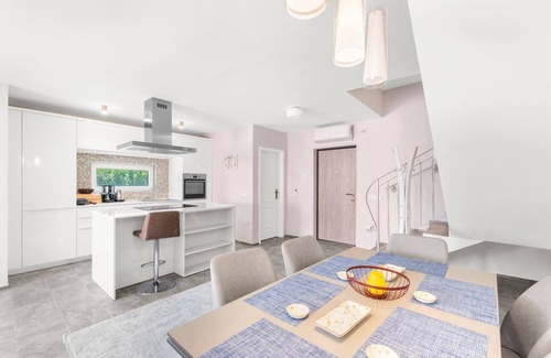 Mugeba House | Villa Meerblick,privat Pool-elektrolyse Salzwasser mit Überlauf-rinne, 2-8 Pers