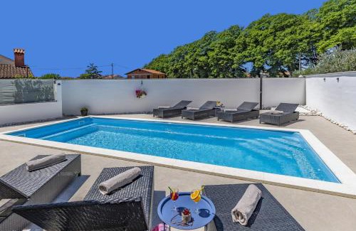 Marcana Villa | Villa Melani Vita by Villa Plus