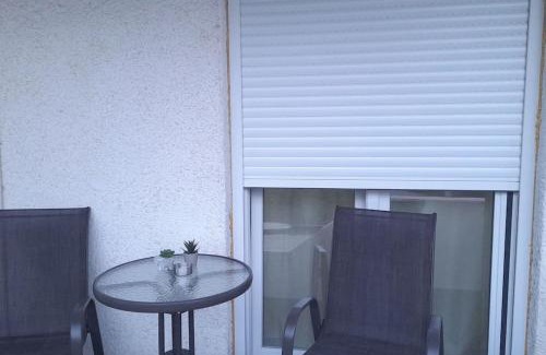 Amarinthos Apartment | Villa Mike