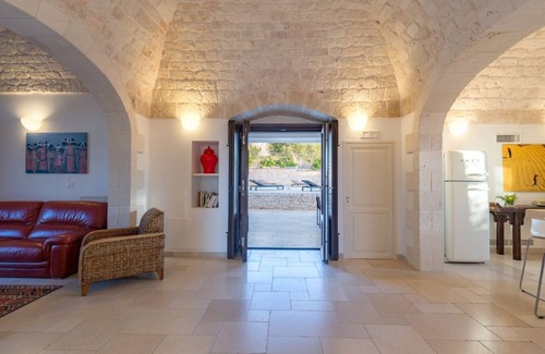 Monopoli Villa | Villa Milivita - Countryside Escape in Puglia with Private Pool and Olive Grove Views - in Monopoli