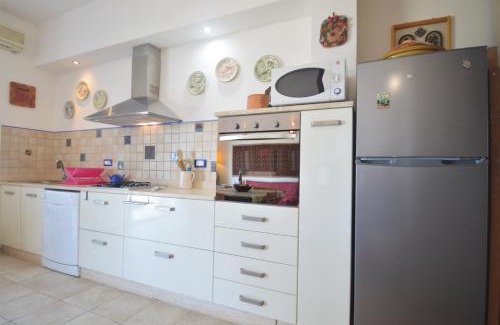 Alcamo Marina Ski Chalet | Villa Mirage