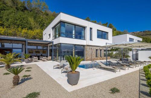 Opatija Villa | Villa Mistral Opatija, five star exclusive retreat, gated community