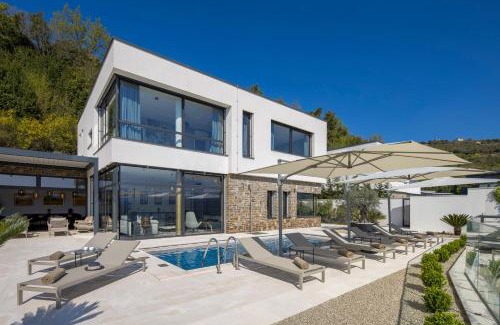 Opatija Villa | Villa Mistral Opatija, five star exclusive retreat, gated community