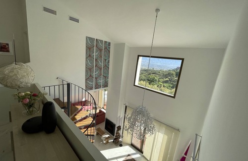 Ojen Villa | Villa mit Spektakulärer Aussicht und Privatem Pool