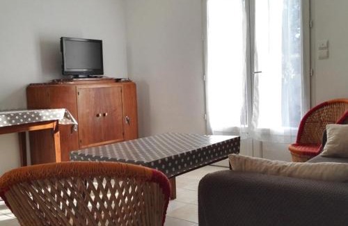 La Faute-sur-Mer House | Villa Moderne et Calme, Proche Plage, Centre-Ville, 6 Pers., Jardin, Tout Confort - FR-1-476-87