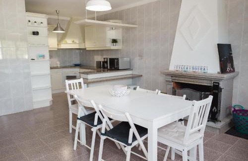 Moreira do Castelo Villa | Villa Moura