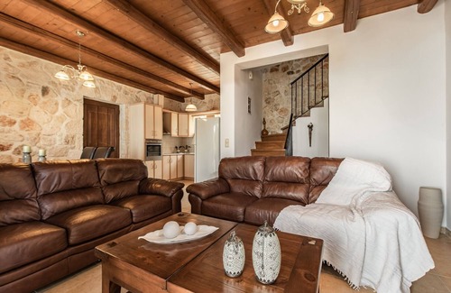 Ayios Kirikos Villa | Villa Murtini with Private Pool