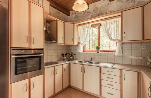 Ayios Kirikos Villa | Villa Murtini with Private Pool