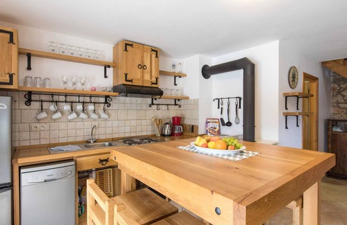 Sveti Ivan Dobrinjski Villa | Villa Nadia with private pool and grill