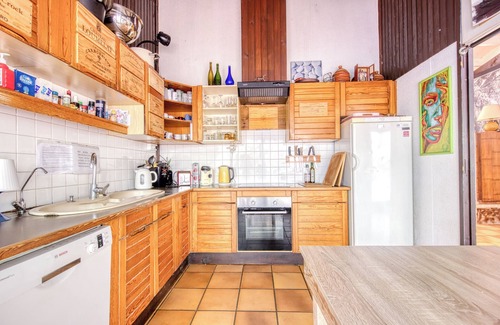 Merignac House | Villa 'Namasté' with Private Pool, Private Terrace and Wi-Fi