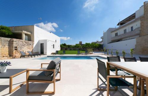 Tricase Apartment | Villa Nara Luxury - Private Pool - 14 guest