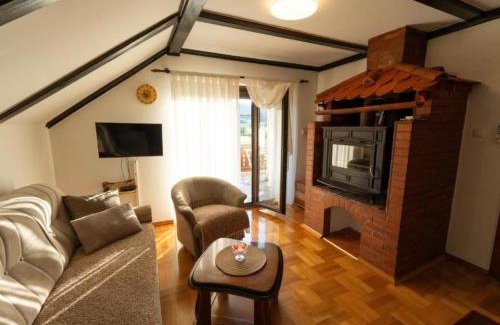 Otocac Villa | Villa Narnia - Three Bedroom Villa