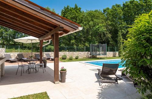 Sveta Nedelja Villa | Villa Natasha - charming Istrian villa with private heated pool