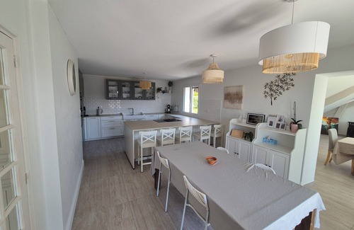 Les Ollieres House | Villa near Annecy with swimming pool