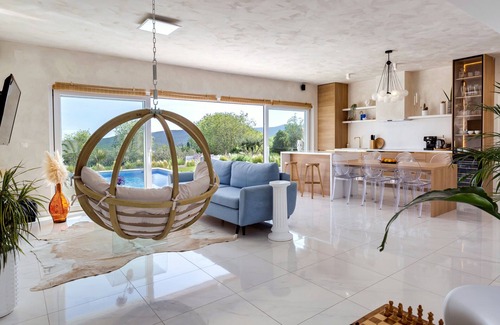 Velim Villa | Villa Nebesi ZadarVillas