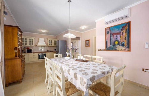 Radetici Villa | Villa Neo in Tinjan, Croatia