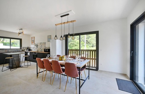 Calvisson House | Villa neuve proche Nîmes