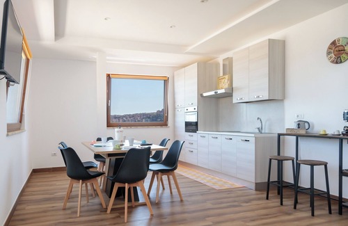 Naples Villa | Villa Nikita Immersa nel Verde di Capodimonte,vista Mozzafiato e Spazi Ampi