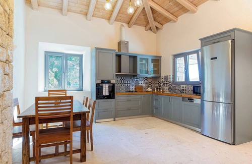 Limni Villa | Villa Nikos | private pool - country views - BBQ