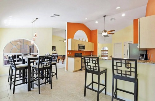 Pelican House | VILLA NO.1🇨🇭🇩🇪POOLVILLA AM KANAL/🇺🇸FAMILY FRIENDLY POOL VILLA CANAL FRONT