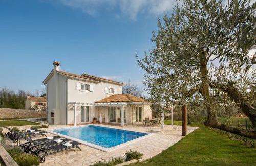 Rojnici Villa | Villa Novena