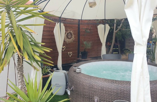 Le Grau-dʼAgde House | Villa Nyvioni, Proche de la mer Avec Piscine et SPA