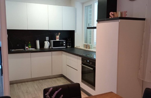 Popovici Villa | Villa Oasis Cypress - Three Bedroom Villa with Terrace and Swimming Pool