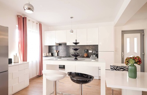 Sukosan Apartment | Villa Olive Garden Apartments