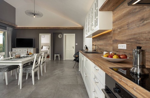 Smilcic Villa | Villa Oliveto with pool