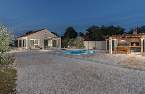 Smilcic Villa | Villa Oliveto with pool