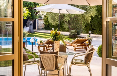 Jehnici Villa | Villa Om Shanti