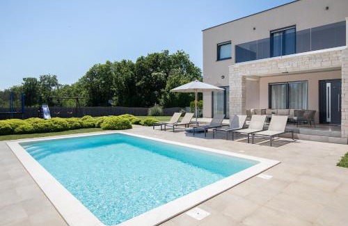 Loborika Villa | Villa Omnia by Istrialux