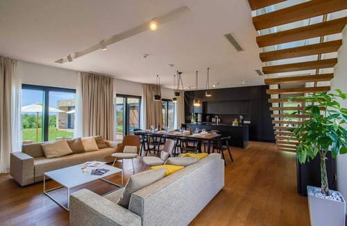 Porec Villa | Villa Opulence with Pool