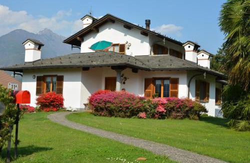 Colico Piano Apartment | Villa Palma