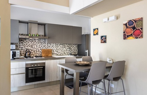 Noto Marina Apartment | Villa Paolo "Terra" & Depandance