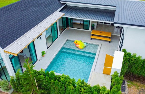 Nakhon Nayok Hotel | Villa Paramount 1