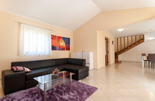 Mofardini Villa | Villa Paris IV with Private Pool