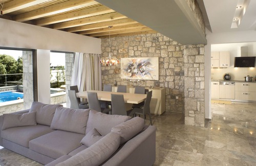 Pefkos House | Villa Passithea , 3 bedroom villa plus studio with private heated pool