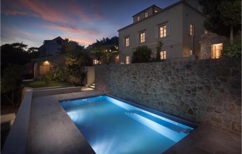 Pile House | Villa Paxos Palace Orti