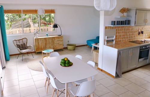 L'Etang-Sale Villa | Villa Payanké/panoramic sea view/heated pool/4 bdrms/varangue/tropical garden