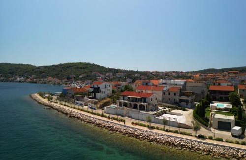 Kali Apartment | Villa Pearl of Kali, island Ugljan - first row to the sea