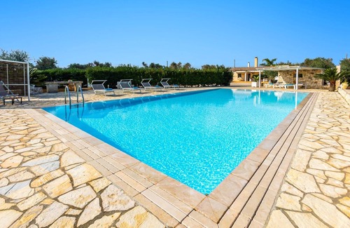 Carovigno Villa | Villa Peppe by Villa Plus