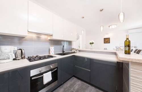 Brnobici Villa | Villa Petra - Charming villa near Porec, with private pool, sauna and jacuzzi