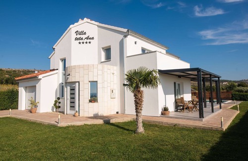 Pakostane House | Villa Petrel (V0151-K1) - Vrana