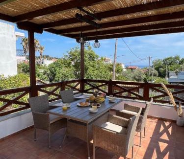 Skiathos Town House | Villa Pigadi