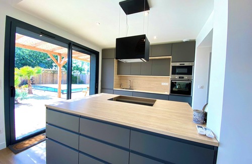 Andernos-les-Bains Villa | Villa Pins&spa 15P Near Ocean Bassin D'arcachon Pool and Jacuzzi