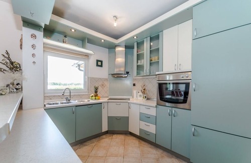 Lovinac House | Villa Polly-for 10 people,with private pool