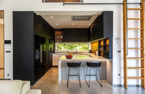 Gostinjac Villa | Villa Primus with heated pool & Jacuzzi