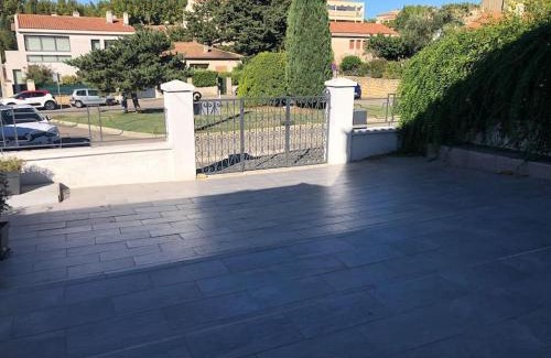 Salon-de-Provence Villa | Villa Provence Baraka centre-ville